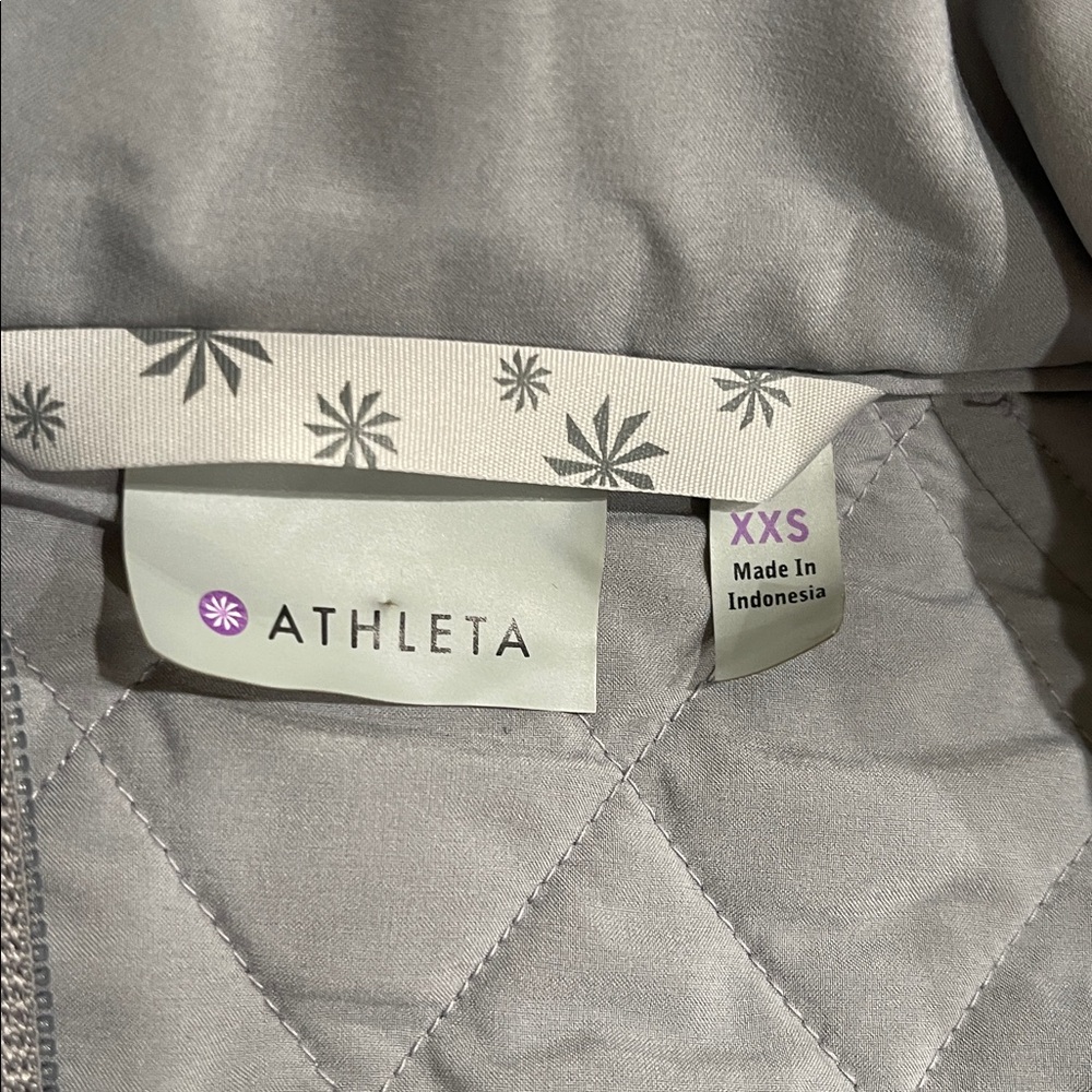 Athleta Upside Performance Jacket Quilted Full Zi… - image 6
